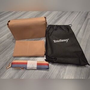ToteSavvy Crossbody Diaper Bag Changing Mat Wipes Pocket Taupe NEW w Pouch